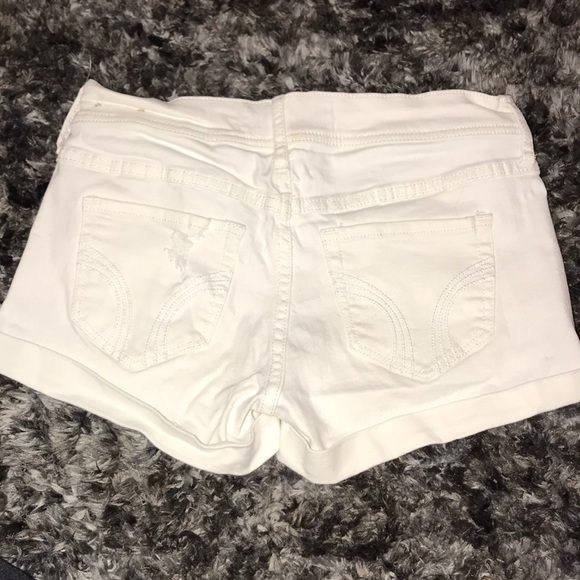 Hollister Jean Shorts - Picture 2 of 3